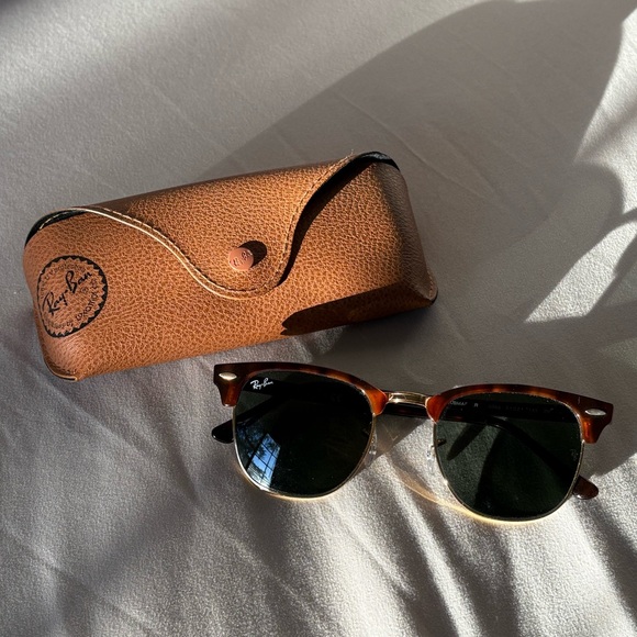 Ray Bans - Picture 2 of 5